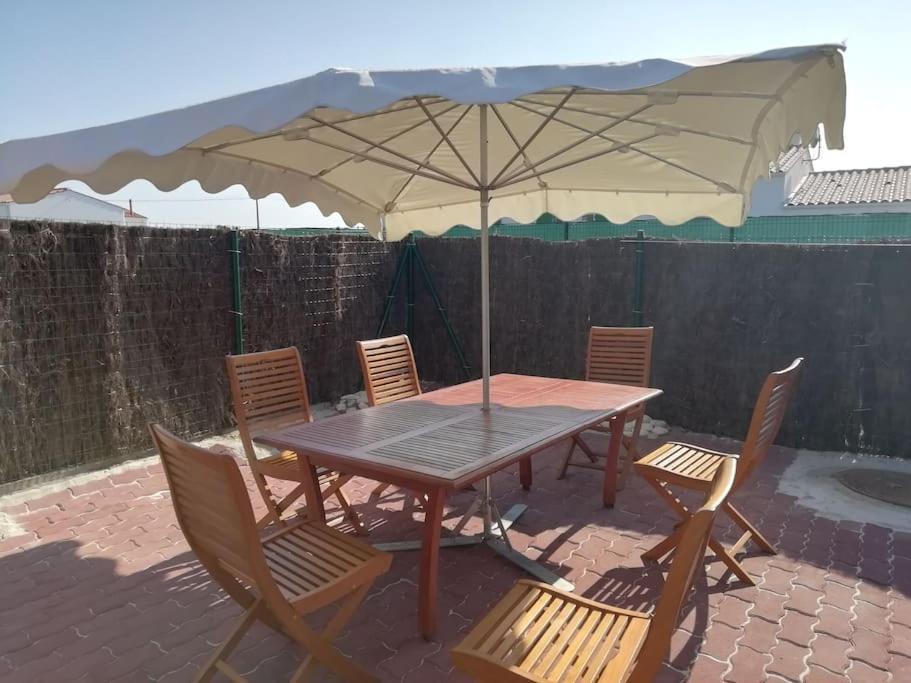 Maison Au Calme A 300M De La Plage La Cotinière Exterior foto